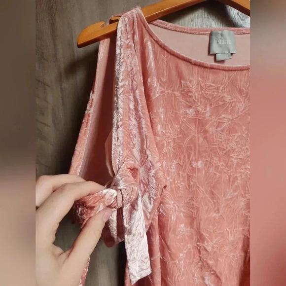 Maeve Anthropologie Velvet Blush Pink Open Shoulder Bow Top Size Medium Women's - Picture 5 of 9